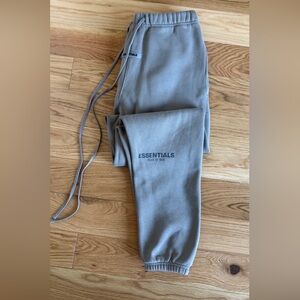 Essentials sweatpants - concrete color - medium - fear of god
